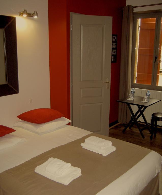 L'Estaminet Hotel Mazille Ruang foto