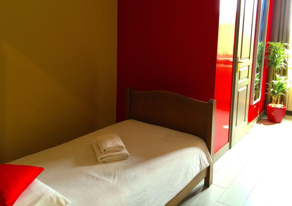 L'Estaminet Hotel Mazille Ruang foto